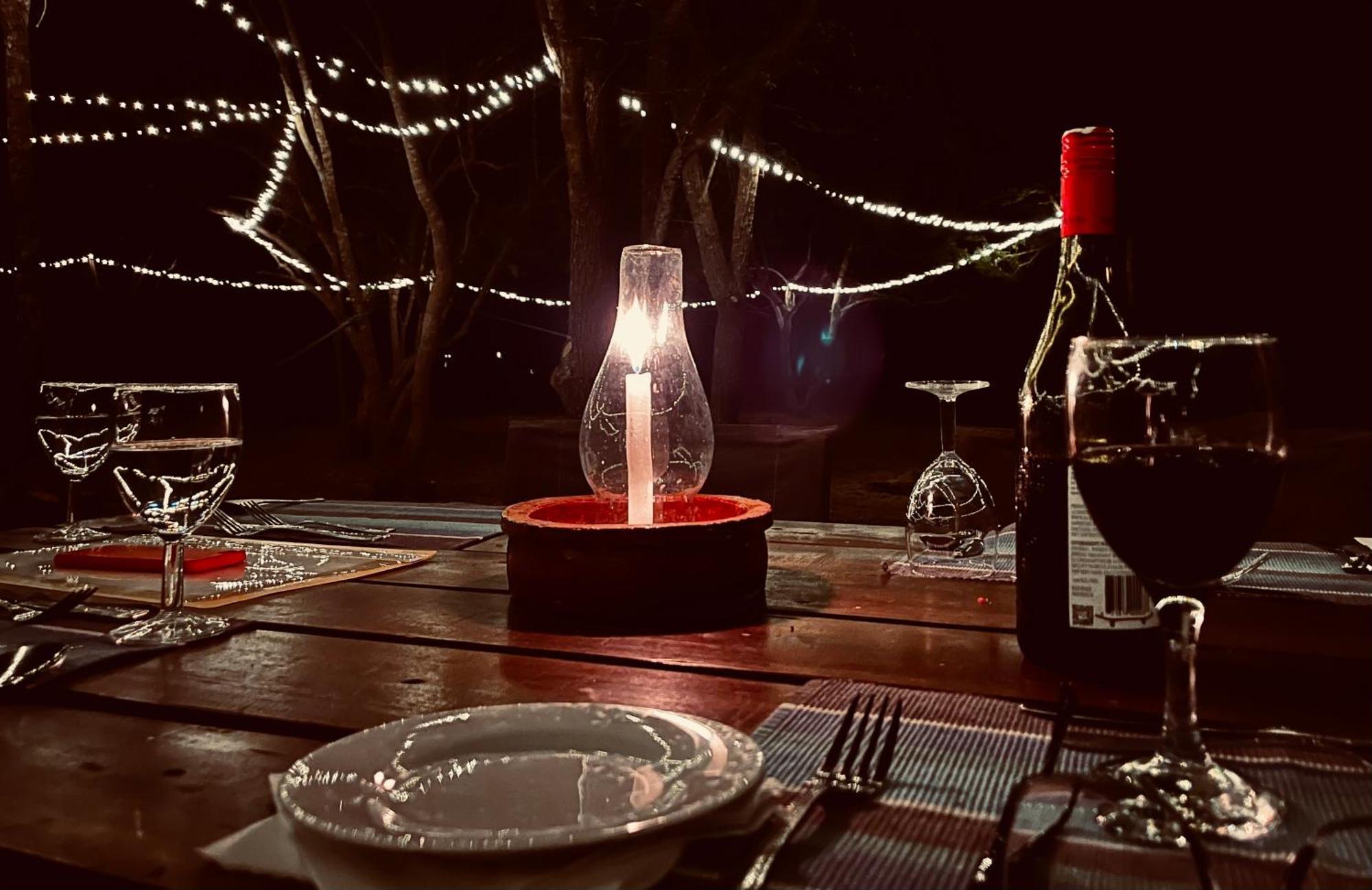 Funky Leopard Safari Lodge Bordering Yala National Park كاتاراغاما المظهر الخارجي الصورة