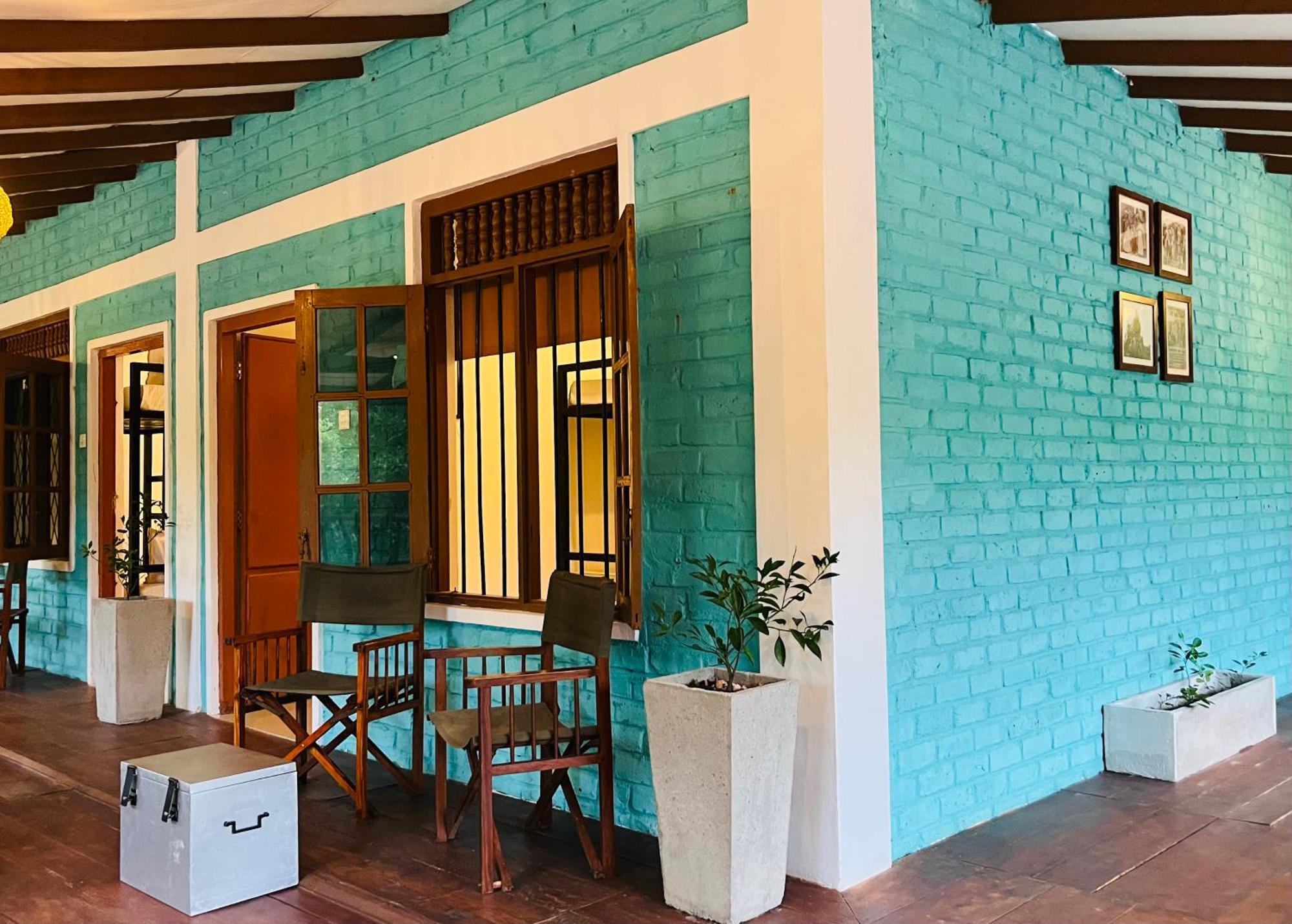 Funky Leopard Safari Lodge Bordering Yala National Park كاتاراغاما المظهر الخارجي الصورة