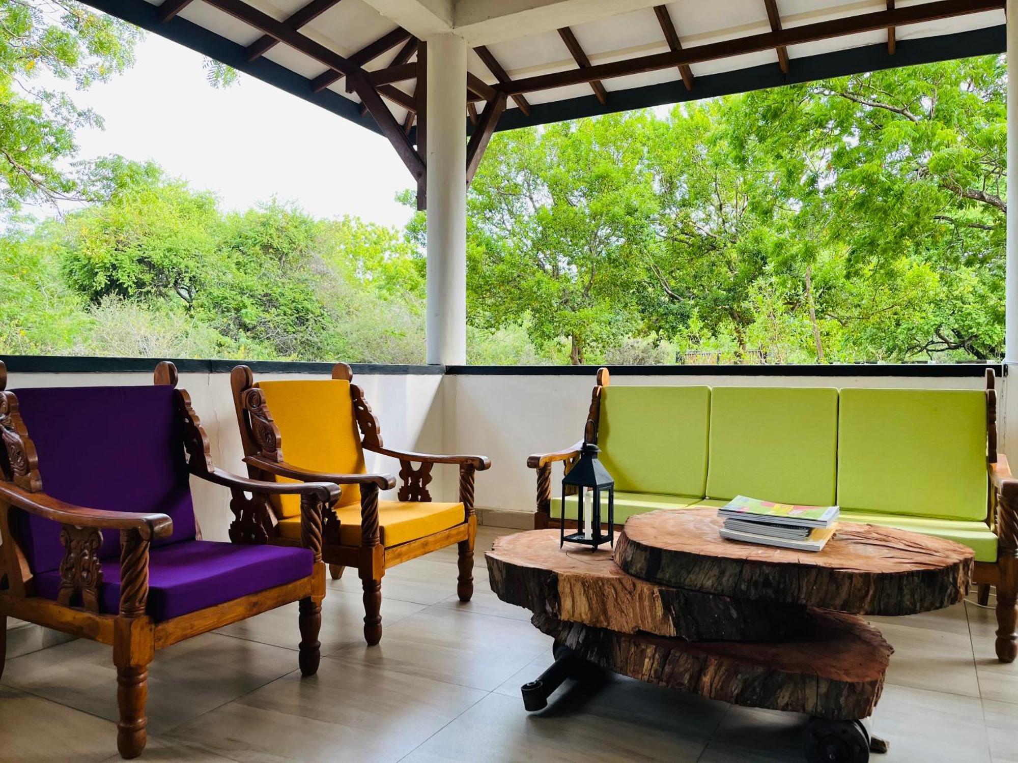 Funky Leopard Safari Lodge Bordering Yala National Park كاتاراغاما المظهر الخارجي الصورة