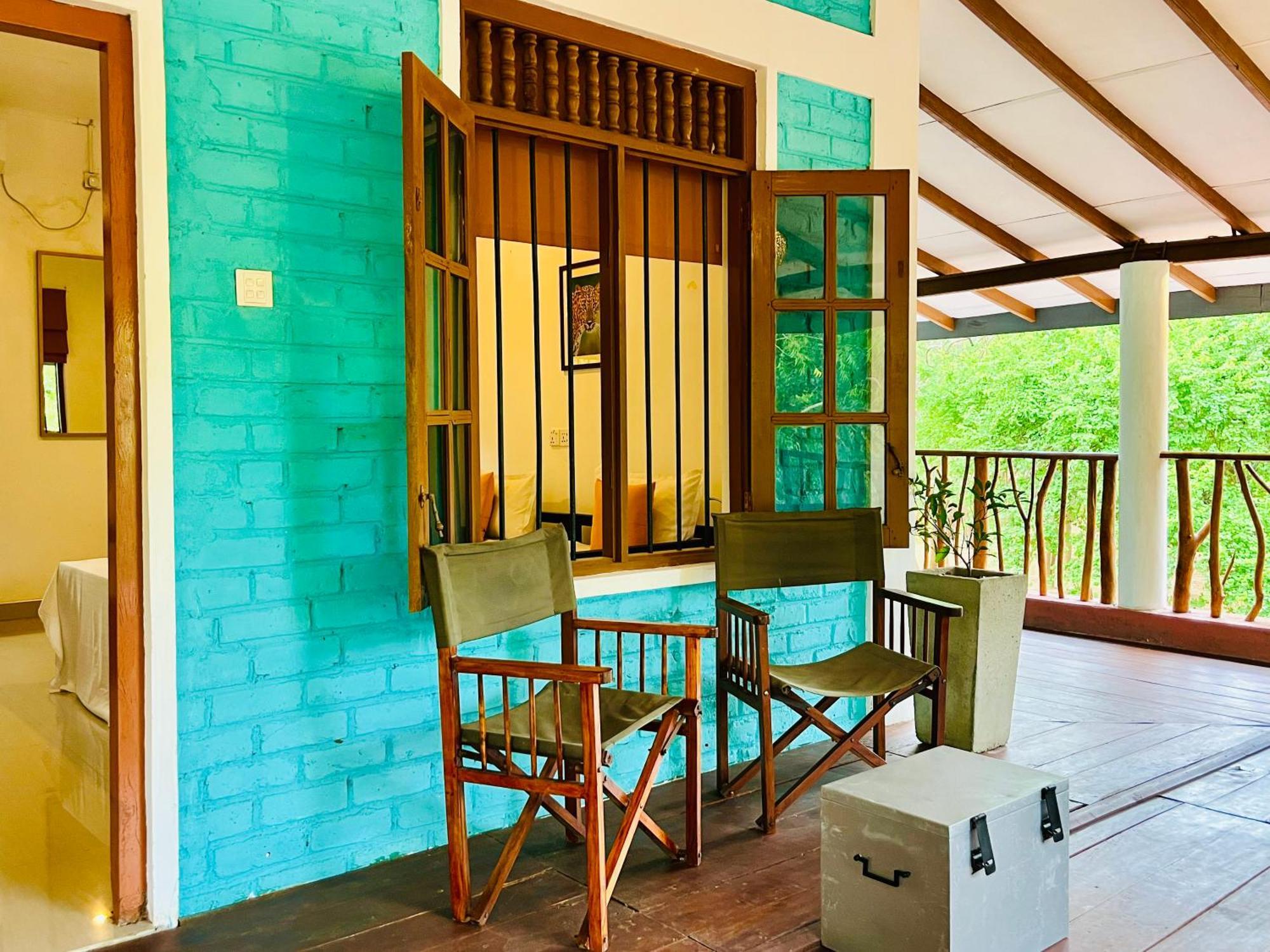 Funky Leopard Safari Lodge Bordering Yala National Park كاتاراغاما المظهر الخارجي الصورة
