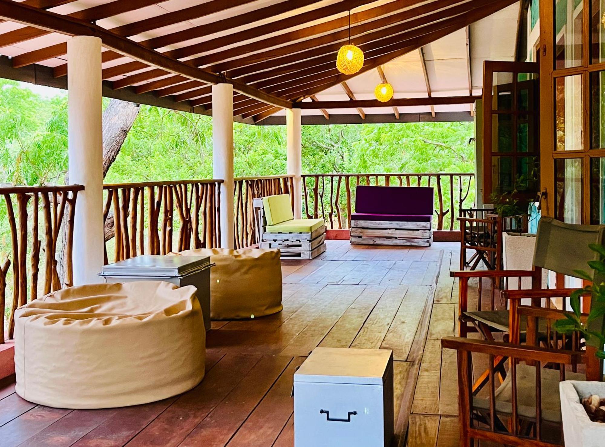 Funky Leopard Safari Lodge Bordering Yala National Park كاتاراغاما المظهر الخارجي الصورة