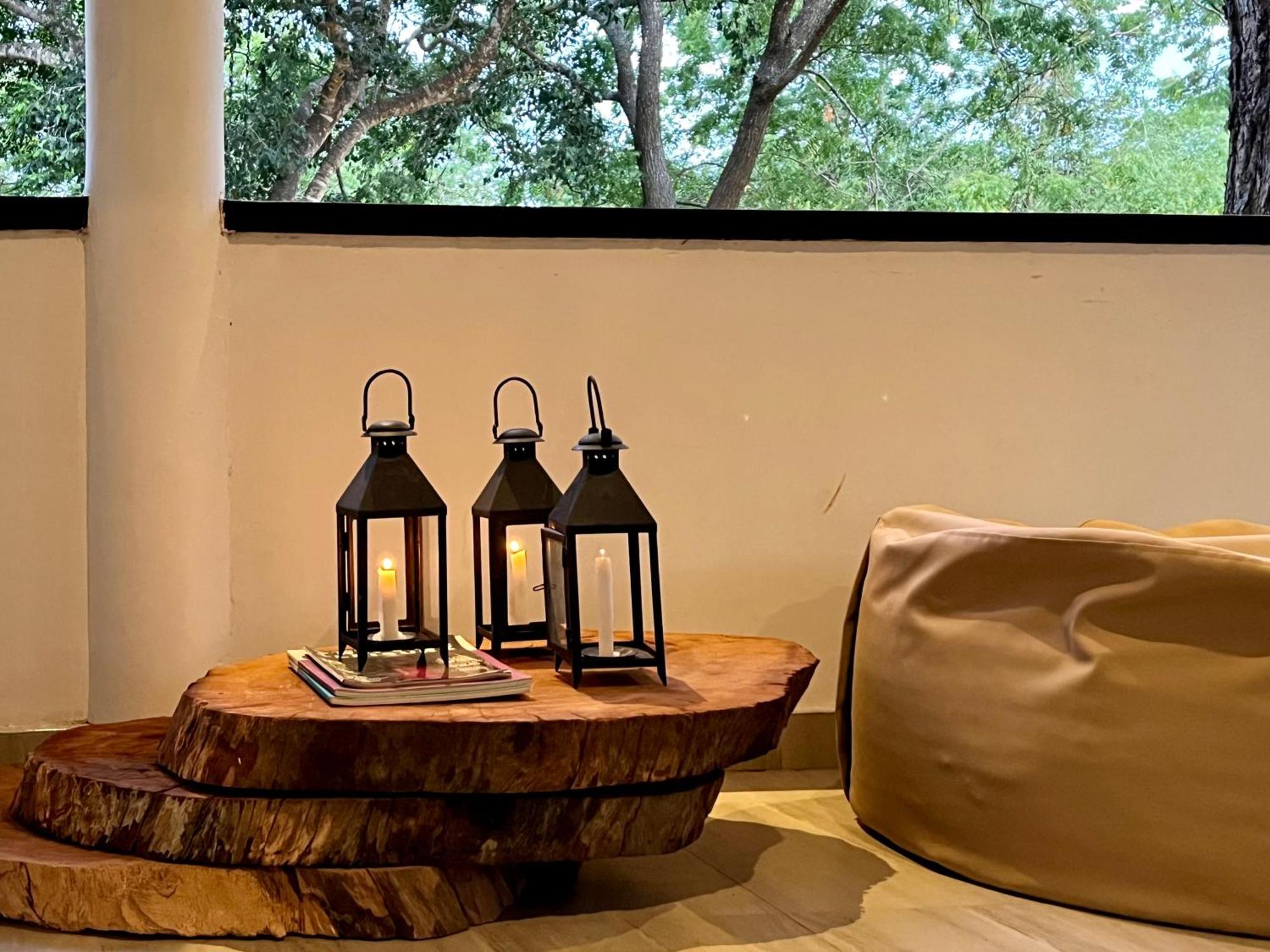 Funky Leopard Safari Lodge Bordering Yala National Park كاتاراغاما المظهر الخارجي الصورة