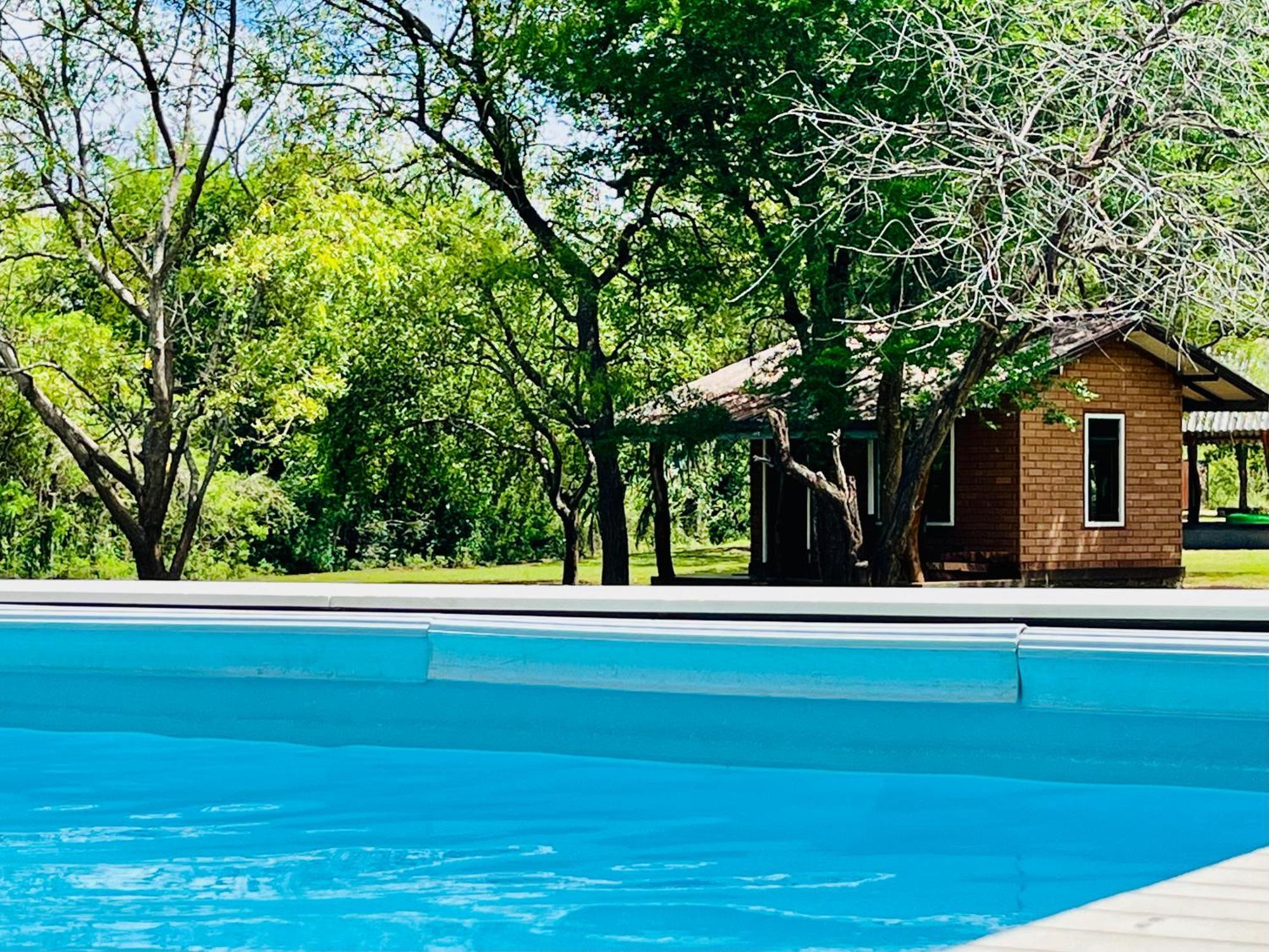 Funky Leopard Safari Lodge Bordering Yala National Park كاتاراغاما المظهر الخارجي الصورة